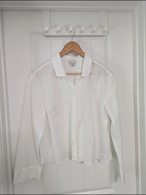 Women's White Eyelet Cotton Cropped Button-Down Shirt